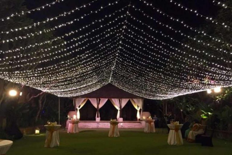 We at Festoon Lighting Hunter Valley will create the perfect festoon lights display at your special wedding reception.